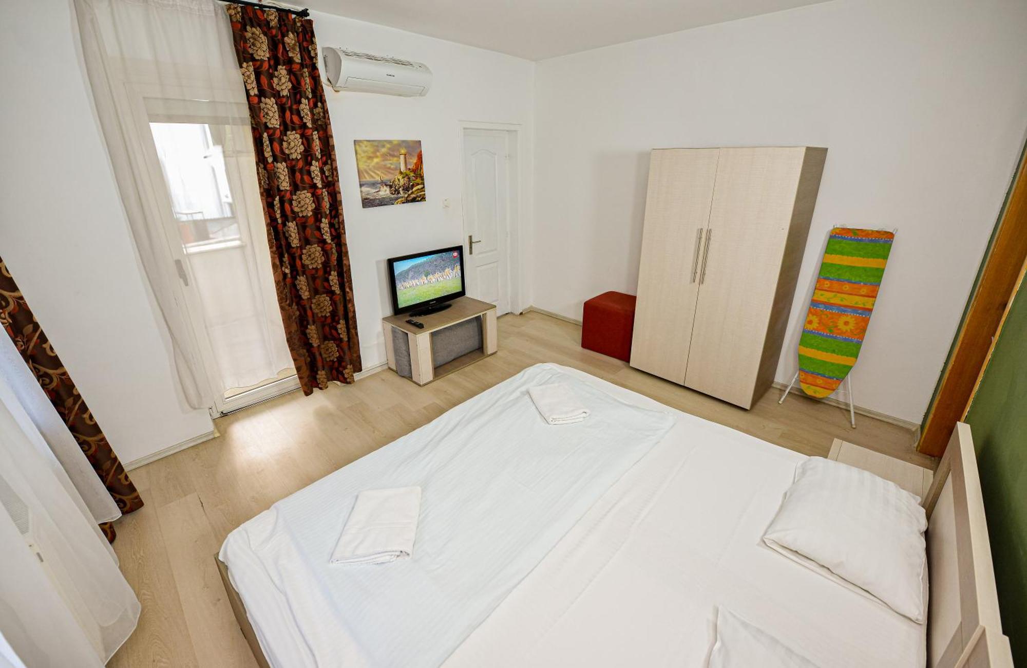 בוקרשט Ideal Accommodation City Center מראה חיצוני תמונה