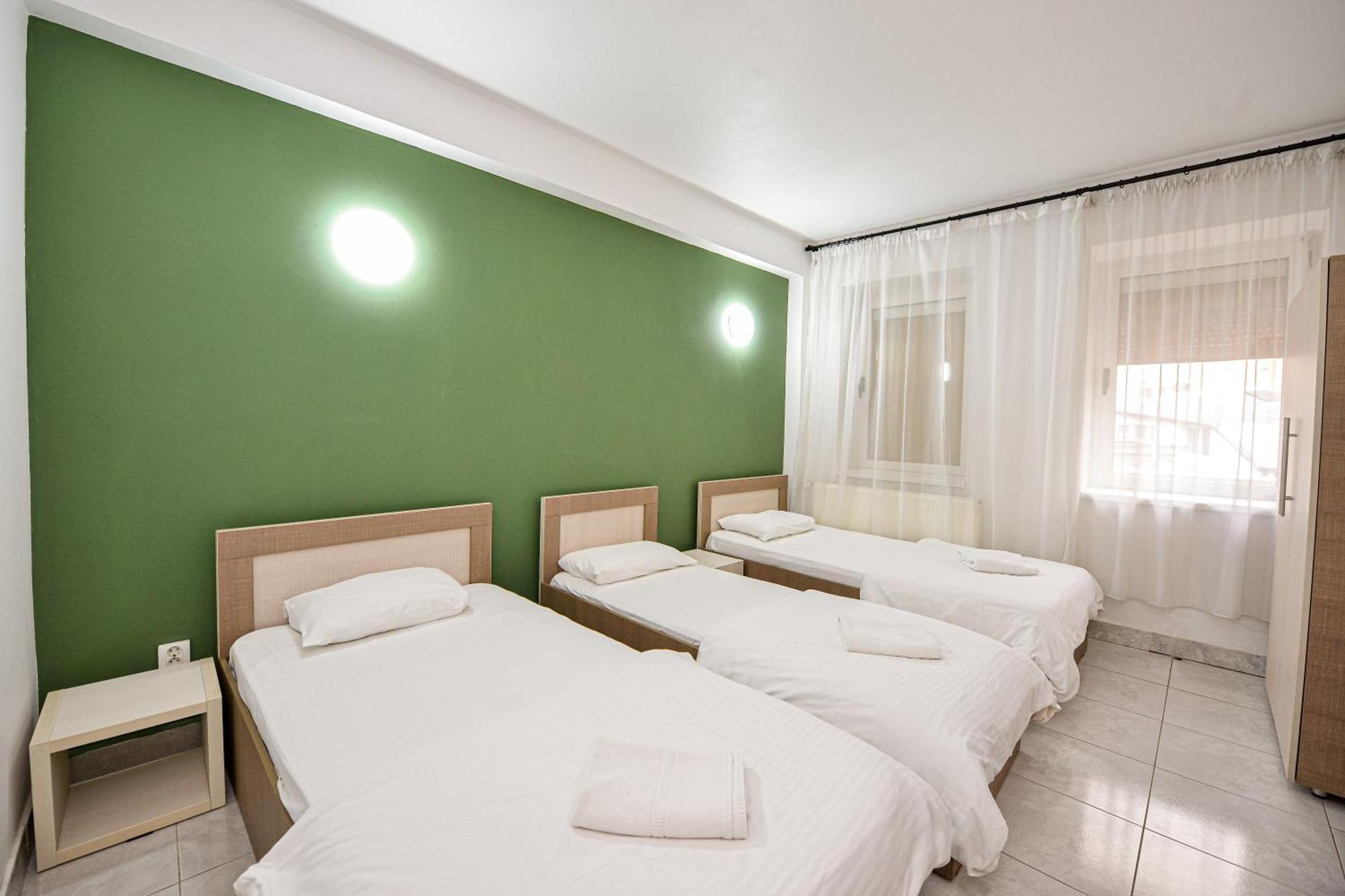 בוקרשט Ideal Accommodation City Center מראה חיצוני תמונה