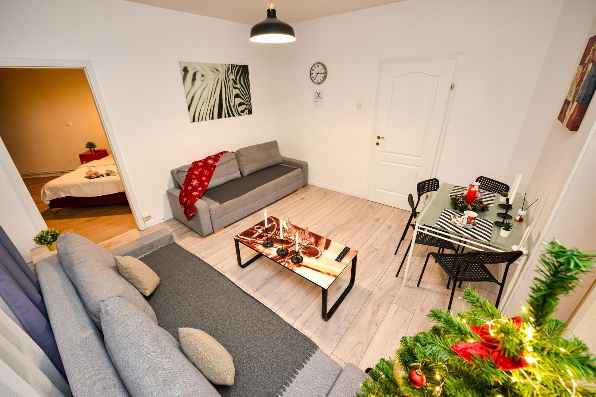 בוקרשט Ideal Accommodation City Center מראה חיצוני תמונה